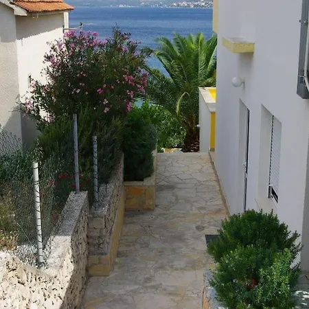 Sunny Apartment